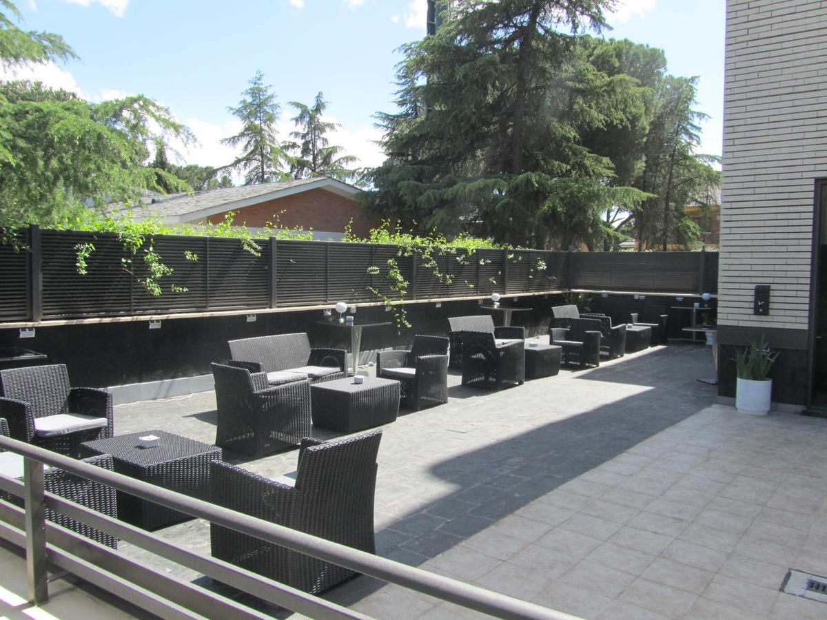 H La Cabana Pozuelo de Alarcon Exterior photo